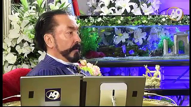 Mümin Kuran'a sarılarak yaşar. Kuran okumanın kuralı yoktur