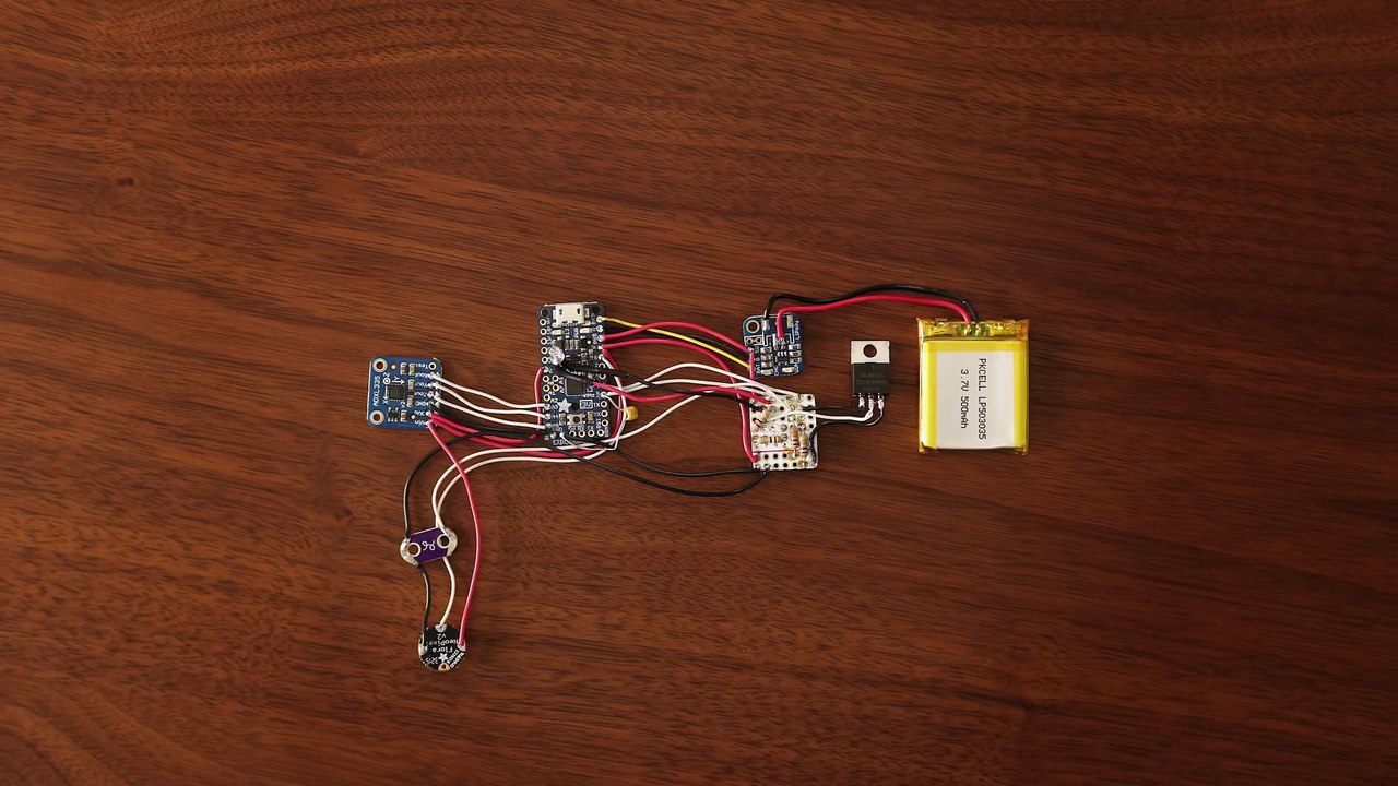 Netflix lance les chaussettes connectées pour mettre en pause le programme en cours