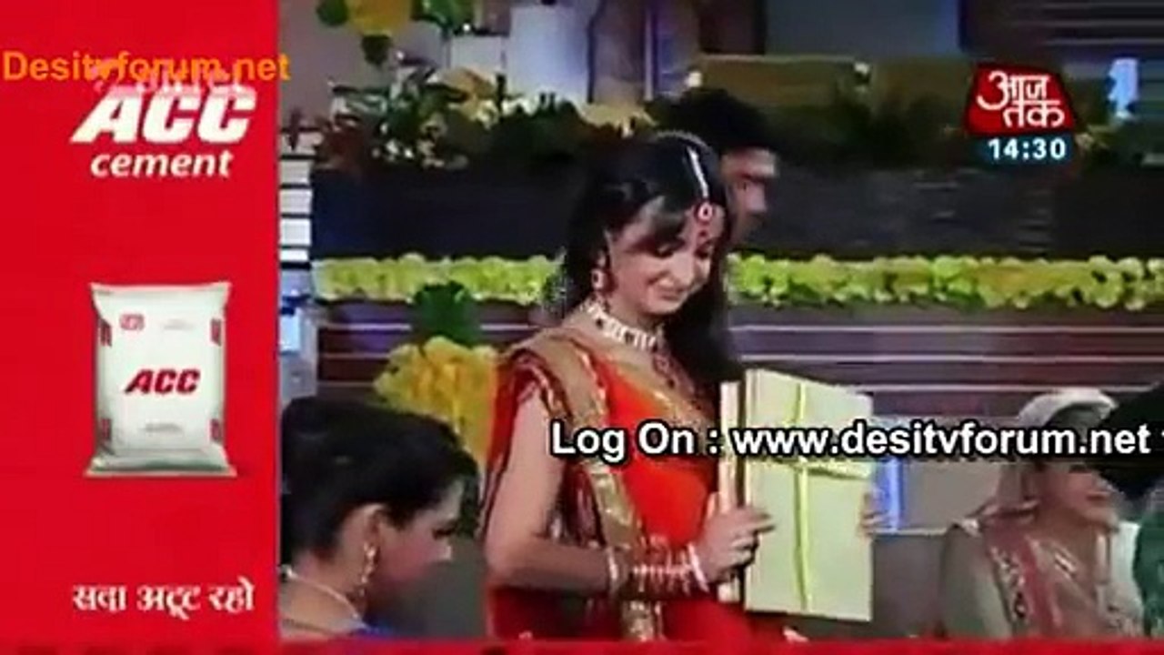 Payal-Akash Ki Vidaai - Iss Pyaar Ko Kya Naam Doon
