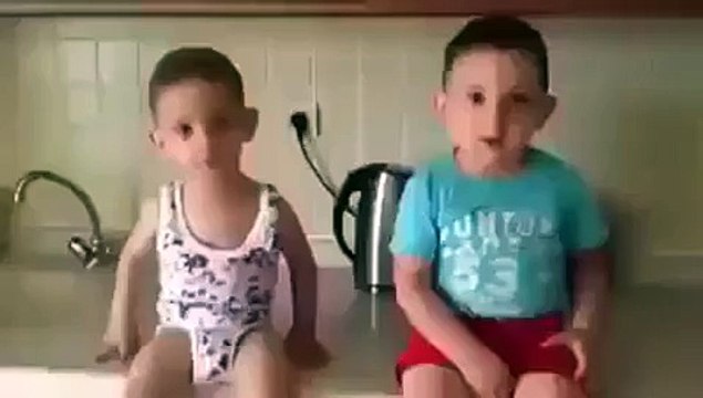 Kardeş kardeşe bunu yaparmı :)