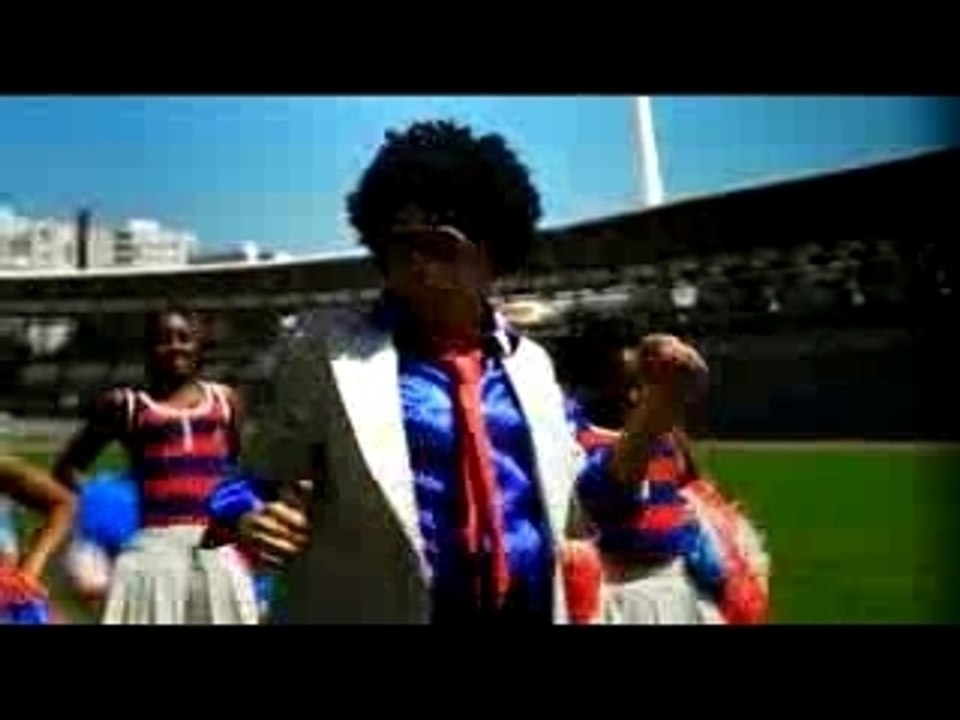 CLIP OFFICIEL Coup de boule !!!