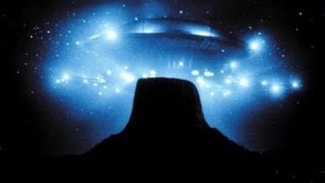 Histórias de OVNIs: Encontros Imediatos (Dublado) - Documentário Discovery