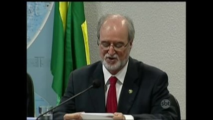 Ex-governador de MG vai recorrer em liberdade de pena de 20 anos de prisão