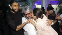 Deepika Padukone KISSES Sanjay Leela Bhansali @ Bajirao Mastani Screening
