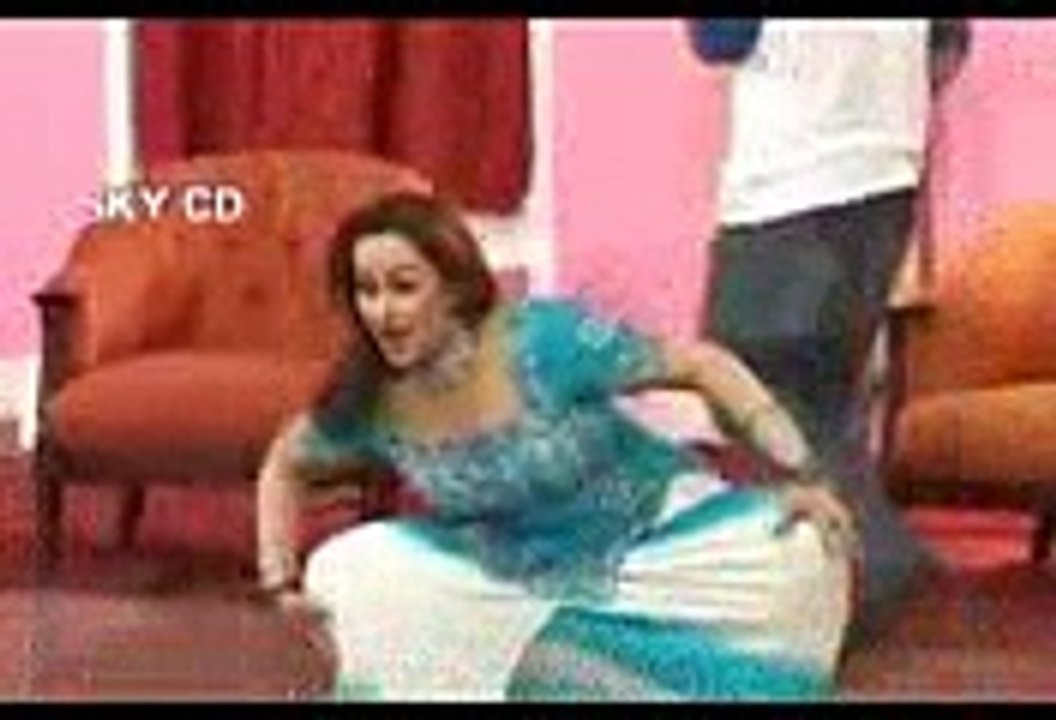 Kam Paigaya Nargis mujjra dance
