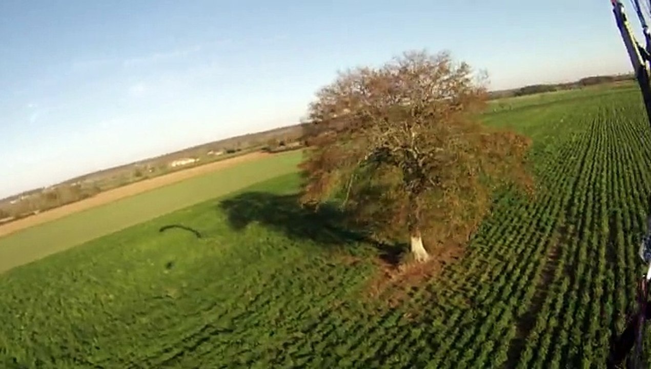 Un tour dans le ciel en Paramoteur