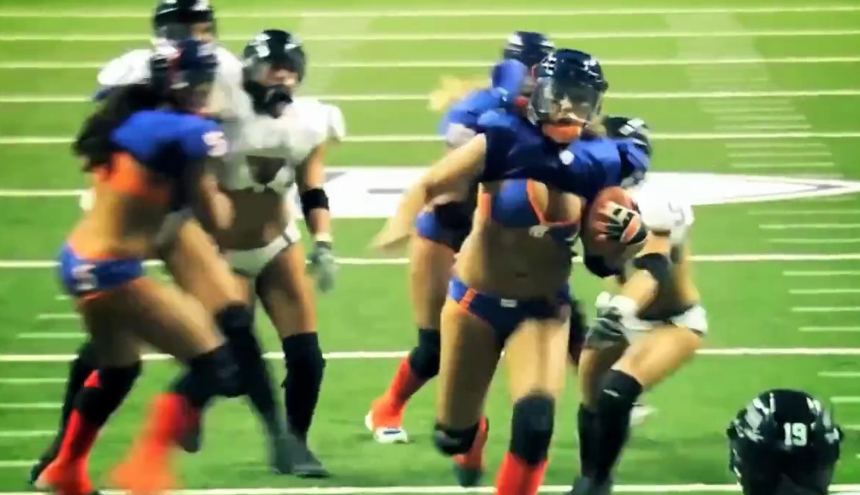 Découvrez le football américain féminin... qui se joue en lingerie - Vidéo  Dailymotion