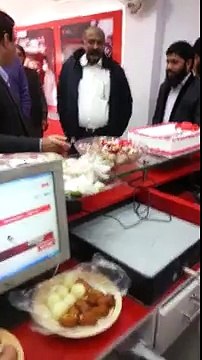 franchize opening cake 7387