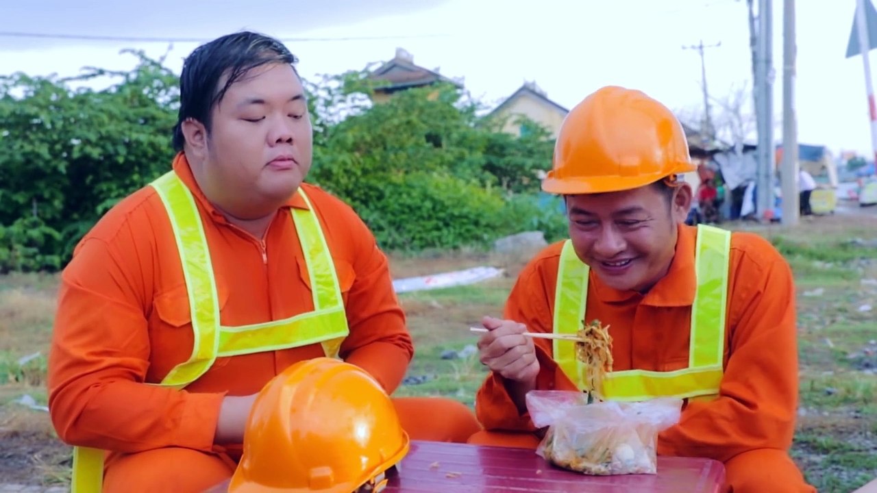 Vợ Người Ta - Phiên Bản Tình Anh Quét Rác _ Tấn Beo
