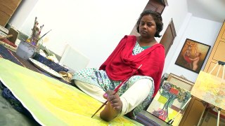 This Woman Became A Painter After Losing Her Hands