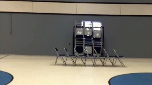 Une chaise de trop... Grosse gamelle sur un saut raté