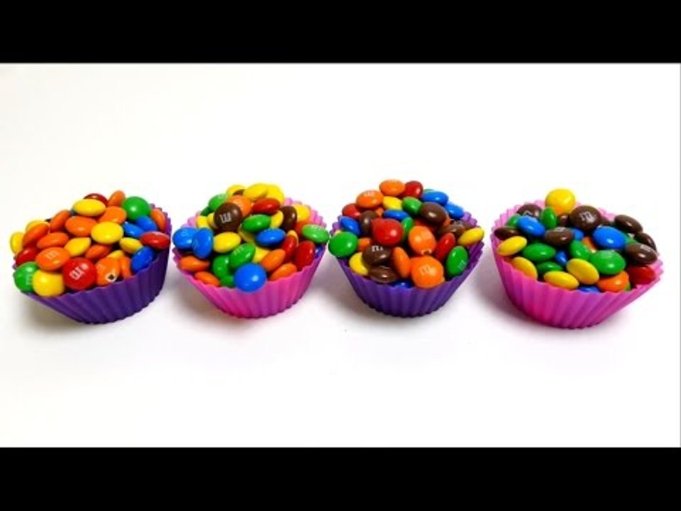 M&M's Surprise Dots Cupcake Toys - Gary (Spongebob), Angry Birds, Beaver