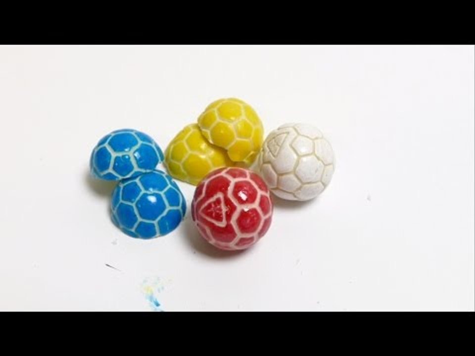 Big Bubble Gum Footballs - Candies