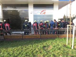 İstanbul'da bir televizyon kanalında patlama ve yangın... İlk görüntüler