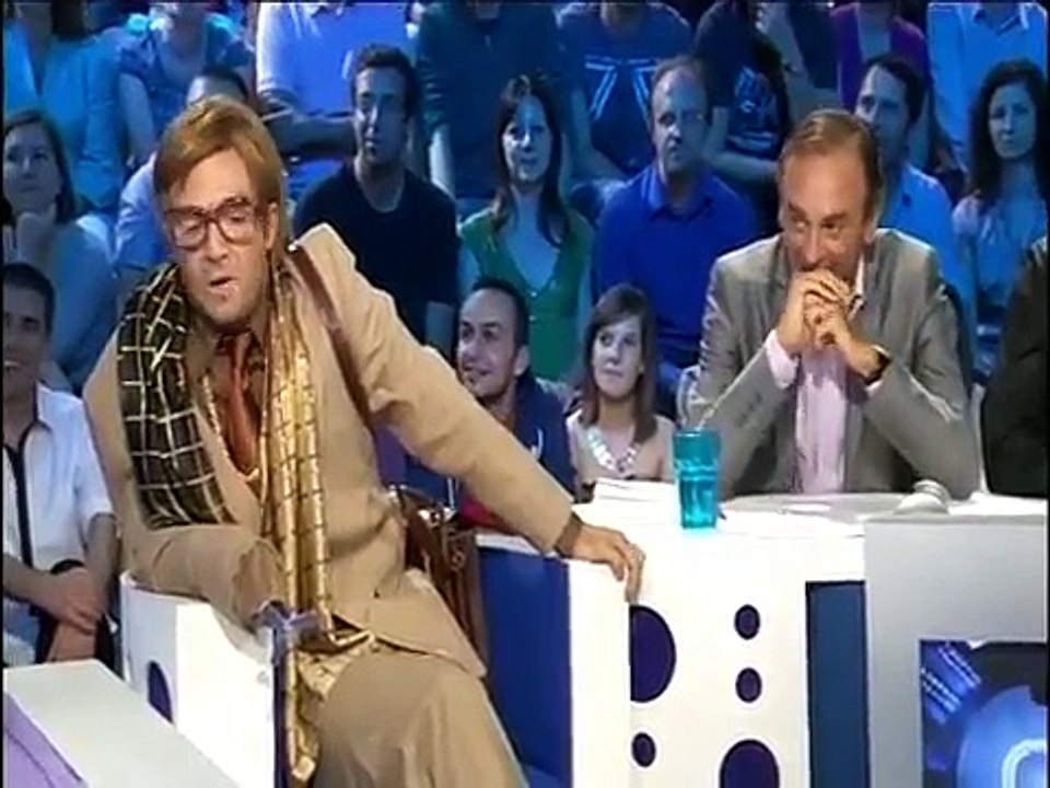 Julie Depardieu - On nest pas couché 12 novembre 2011 #ONPC
