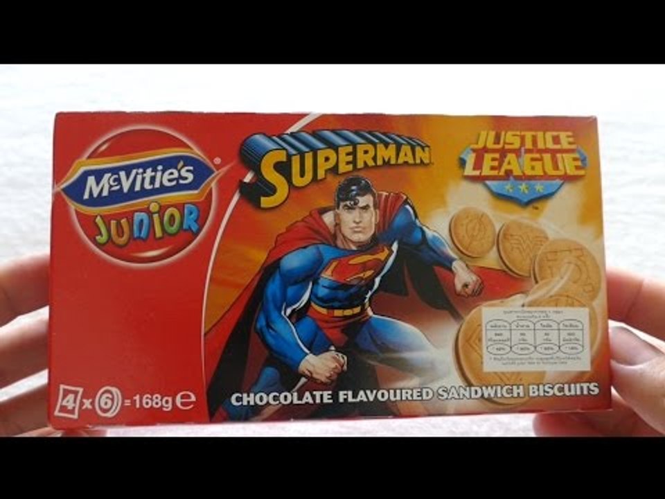 SUPERMAN - Chocolate Flavoured Sandwich Biscuits