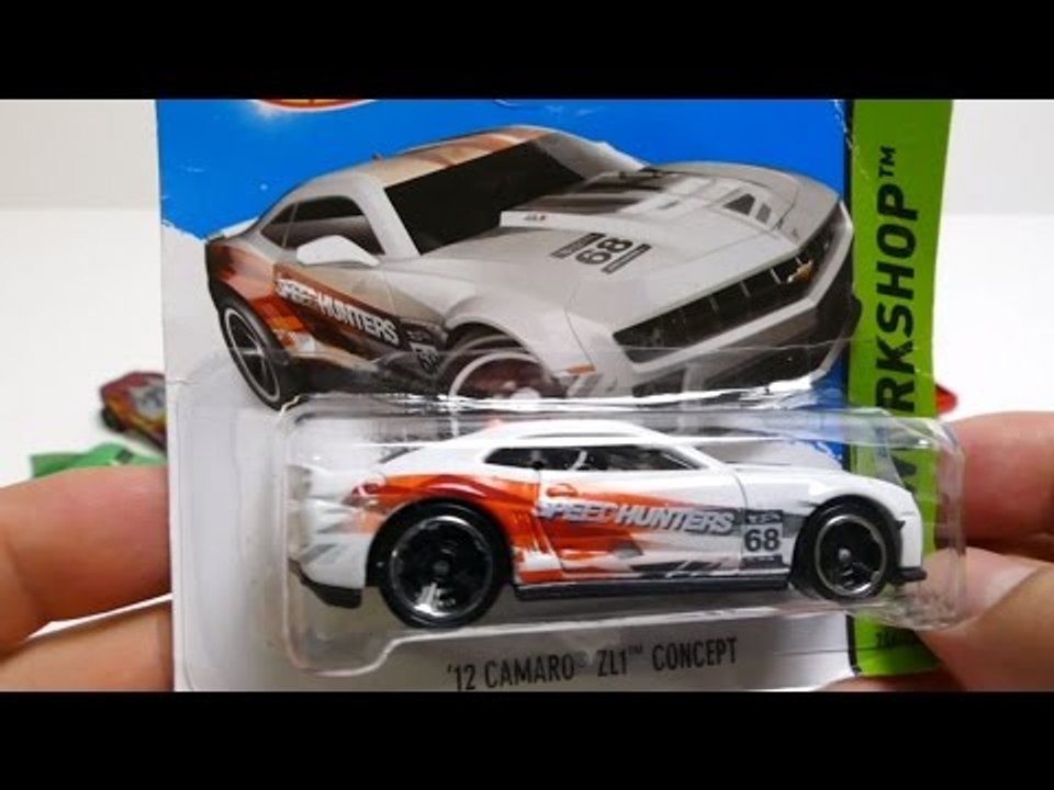 Hot Wheels Car 12 Camaro ZL1