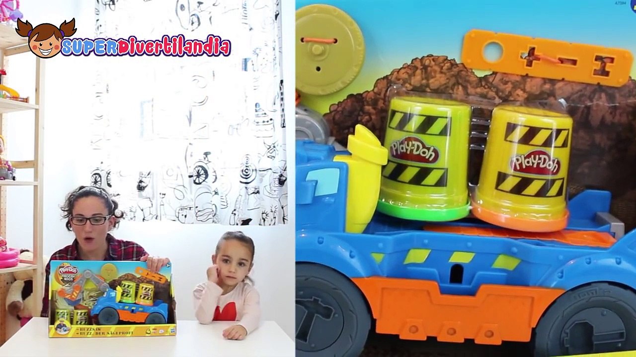 Máquina Serradora de Pay Doh Buzzsaw (Diggin Rigs).