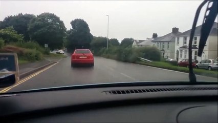 Este condutor tem o verdadeiro amor ao símbolo da Audi!