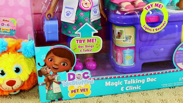 Doc McStuffins Pet Vet Magic Talking Doc & Clinic Disney Findo & Whispers Check Up + Chubb