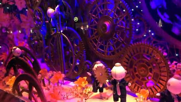 LES VITRINES des Grands Magasins de PARIS 2015.