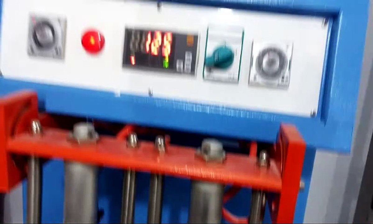 KREM TÜP KAPATMA MAKİNASI