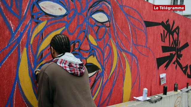 Graffitis. C'est Brest sous les bombes