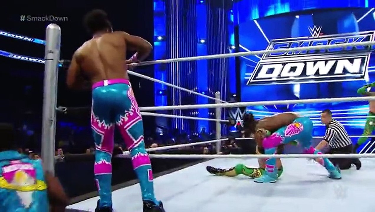 WWE Lucha Dragons vs. Kofi Kingston & Xavier Woods of The New Day - HD - SmackDown, Dec. 17, 2015