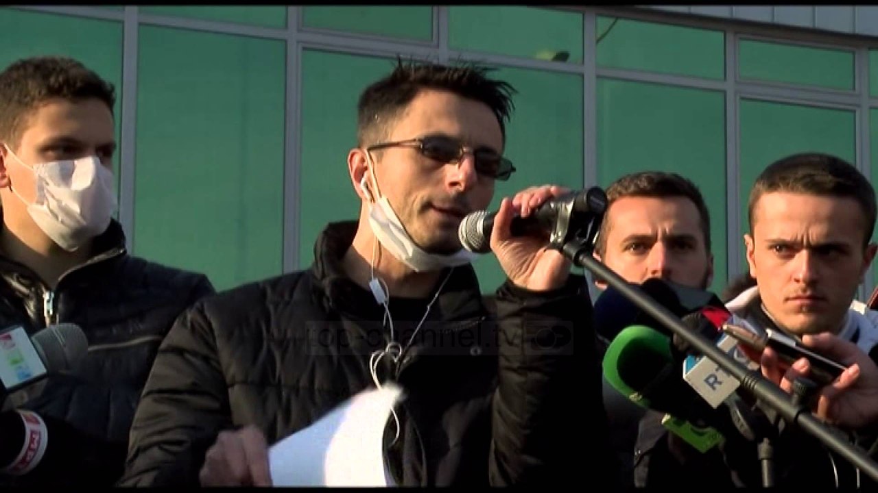 Protestat kundër ajrit të ndotur në Tetovë - Top Channel Albania - News - Lajme