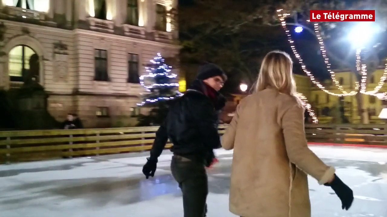 Vannes. La patinoire de l'hôtel de ville est ouverte