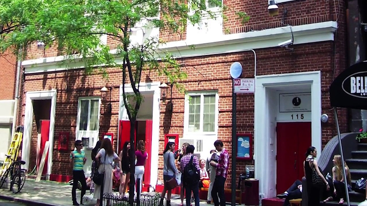 CHRISTOPH WALTZ - Alles, was man wissen muss! - CLOSE-UP