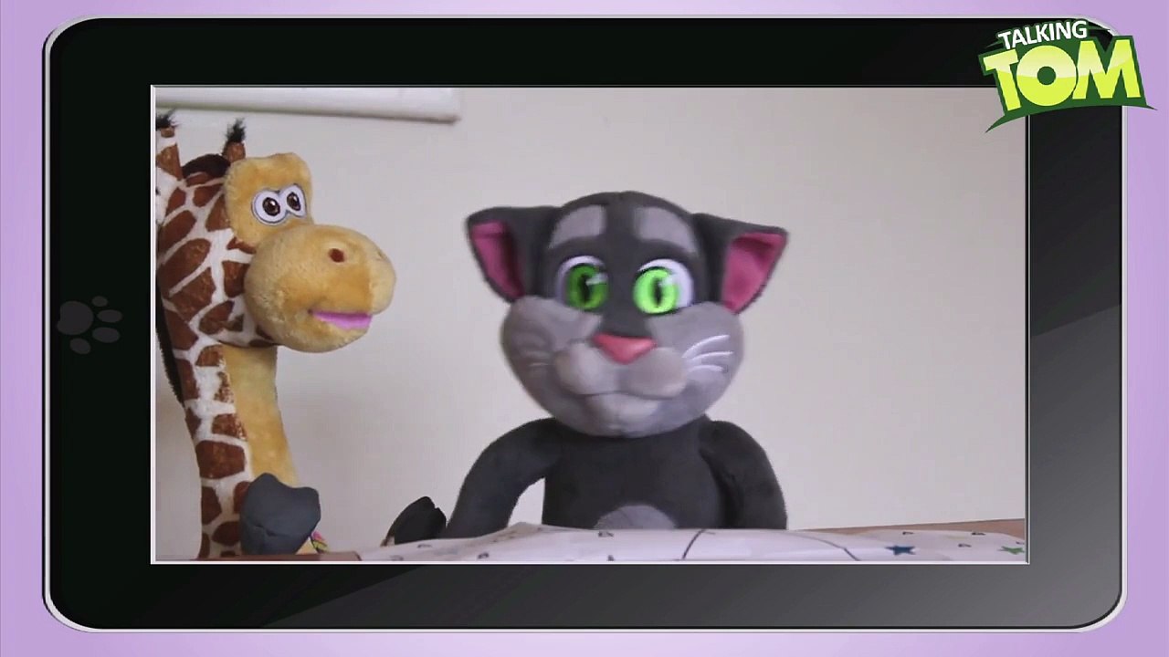 Talking Ben Pranks Tom on Valentines Day