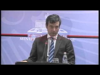 Orlando komenton letrën kërcënuese: Kartolinë urimi simpatike për Krishtlindje!- Ora News