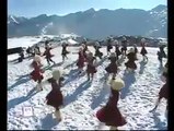 Karda Kafkas Dansı, muhteşem bir gösteri