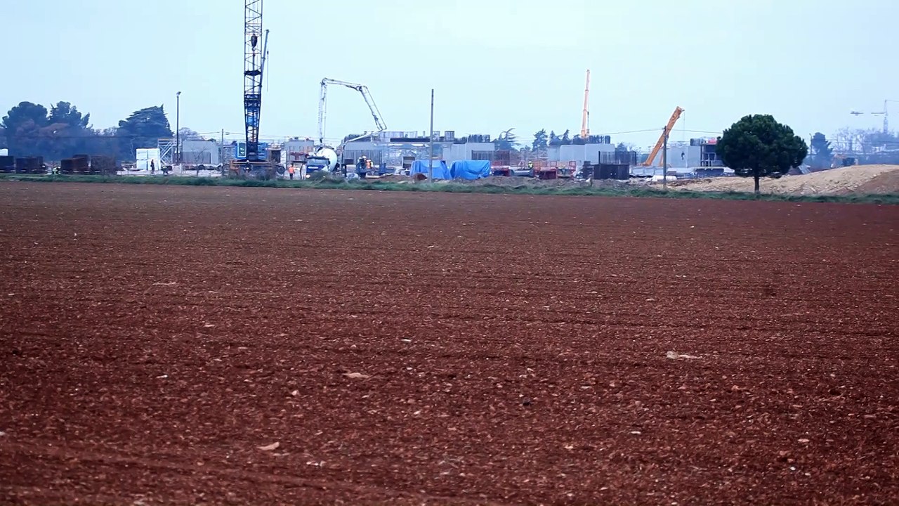 TVCAPU-gare de mogere sud de france  en chantier a montpellier