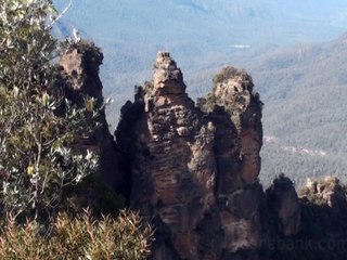 Australia's "Blue Mountains" on a windy day