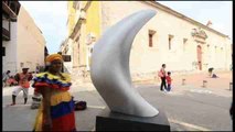 El escultor Gustavo Vélez inaugura una exposición monumental en Colombia