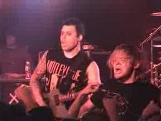 [LIVE] Atreyu - Right Side Of The Bed