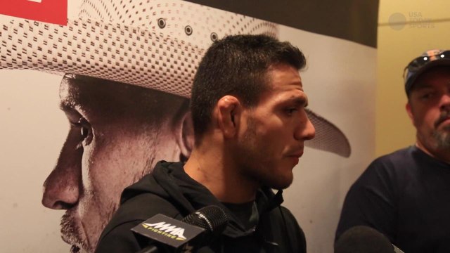 Champ Rafael Dos Anjos confident he'll beat Cerrone, awaits McGregor