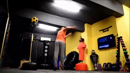 istanbul da özel kickboks dersleri -kickbox - muay thai - martial arts