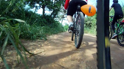 Papai noel, pedal solidário com 85 bikers, Taubaté, SP, MTB, 33 km, 2015, (23)