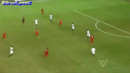 Geuvânio scores with an amazing RAINBOW