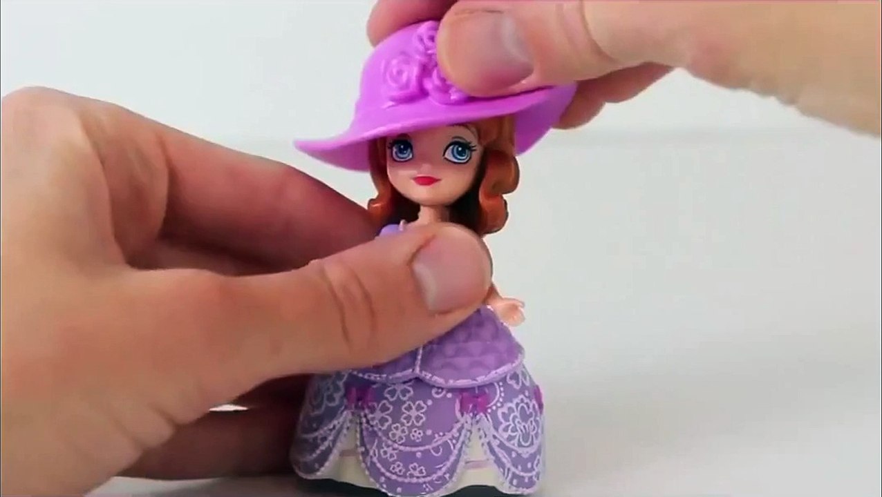 Sofia The First Royal Playdate Toy Playset with Dress Up Sofia and Ruby Garden Gazebo DisneyCarToys