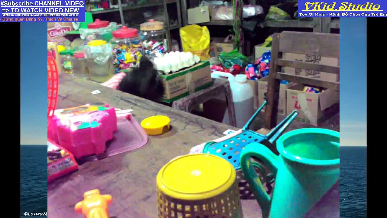 VKidStudio tập 24 - Bé Sunny Chơi Đập trứng Vịt l Sunny Baby Ducks Play Beat eggs