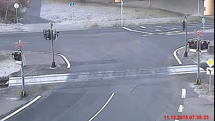 tır şoförünün tren kazasından kıl payı kurtulması