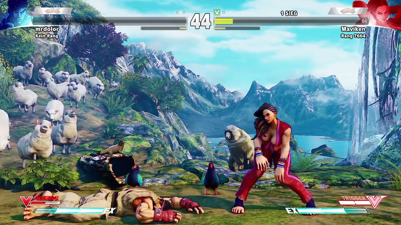 SF5 Beta: Ryu vs Laura: Close