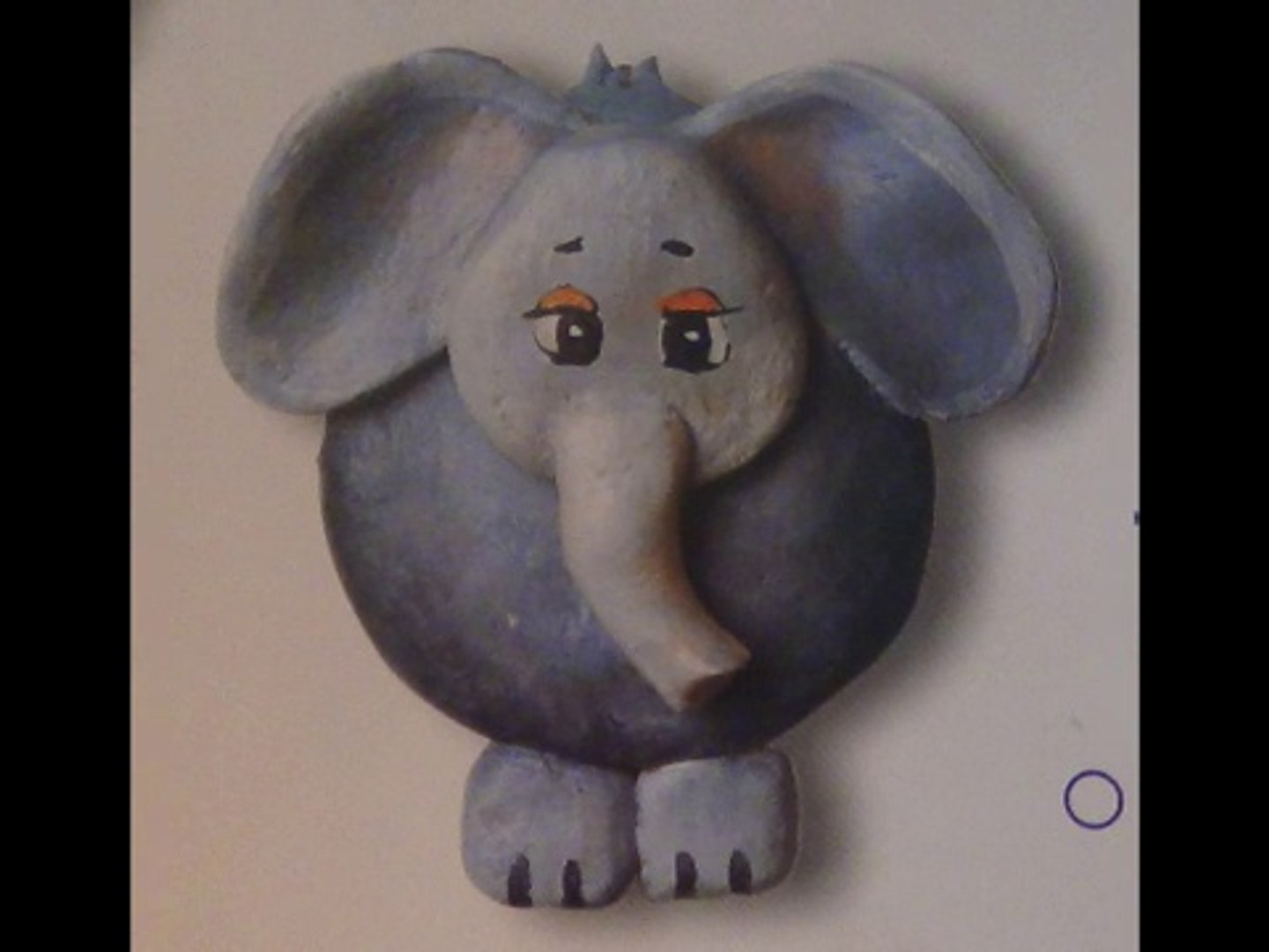 Elephant En Pate A Sel Video Dailymotion