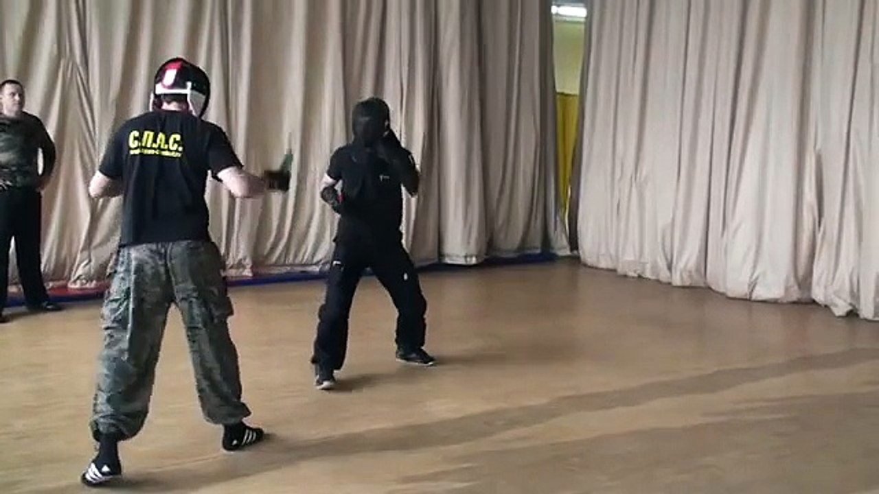 Спарринги 2013 год! Спорт нож Толпар СПАС 1
