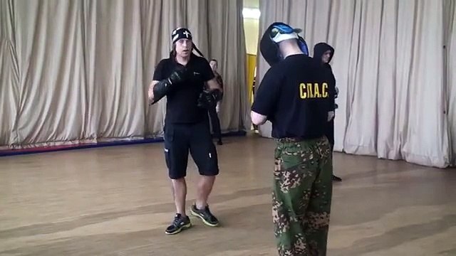 Спарринги 2013 год! Спорт нож Толпар СПАС, ч 1