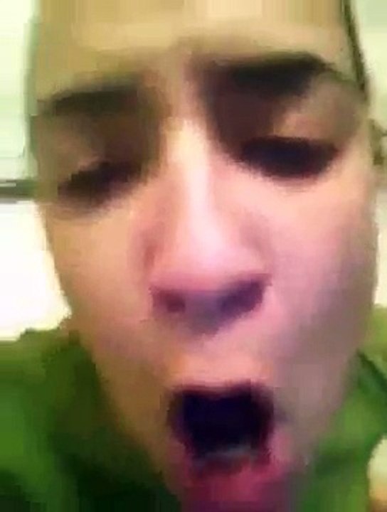 Fille qui se tape la honte xD